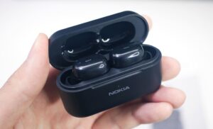 معرفی هدفون بی‌سیم | Nokia Essential True Wireless Earphones E3200