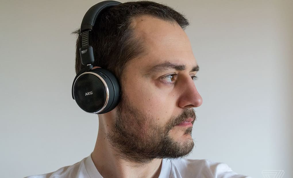 معرفی هدفون AKG N60 noise canceling